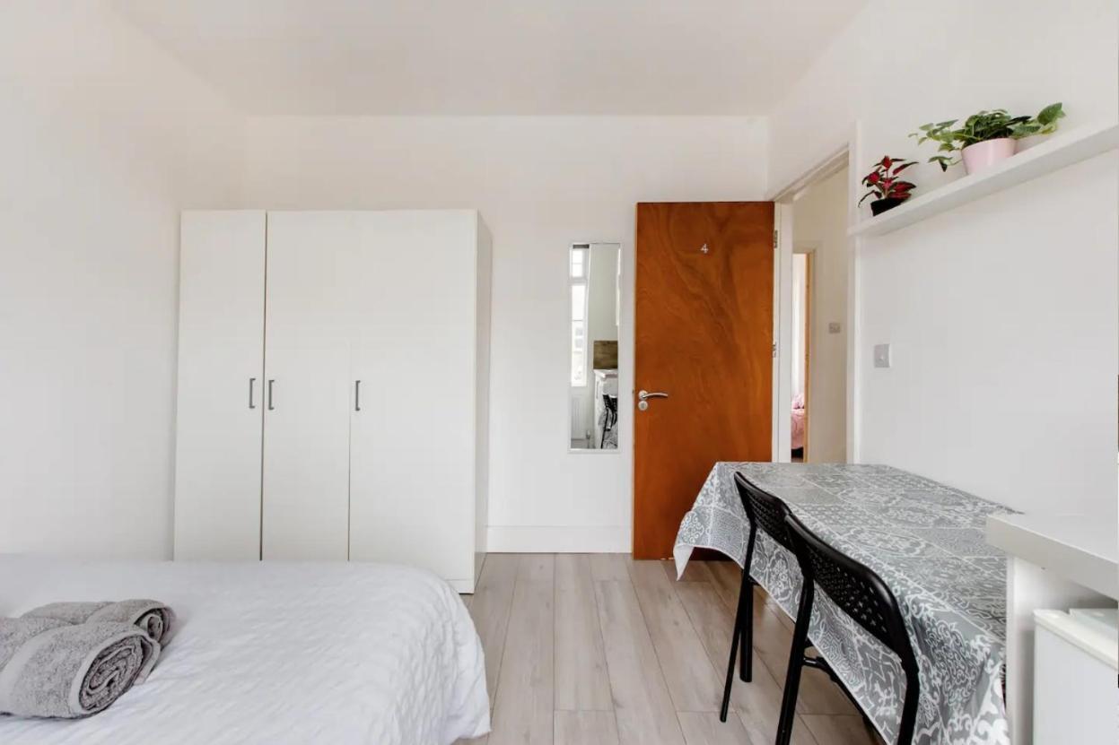 Double Room Edmonton Green, London N9 المظهر الخارجي الصورة